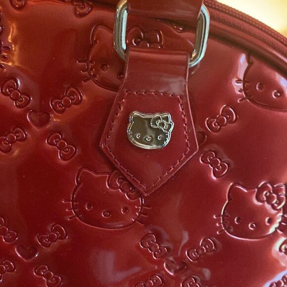 HELLO KITTY LOUNGEFLY SANRIO RED PATENT LOGO EMBOSSED DOME TOTE SATCHEL HANDBAG - Picture 5 of 12